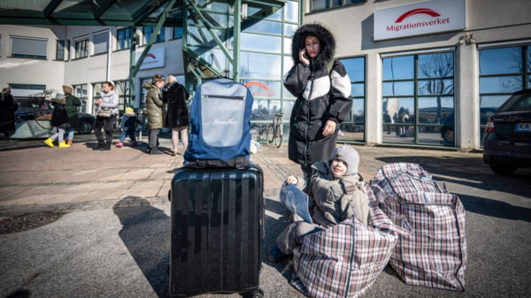 Шведов попросили не слишком усердствовать в приёме украинских беженцев