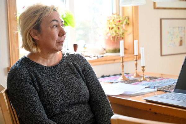 Власти Швеции отправляют женщину в казахскую тюрьму, а её сына - в приют