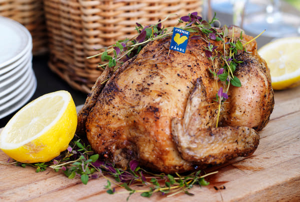 В целях экономии шведы переходят на дешёвую курятину