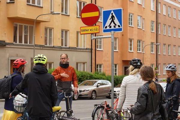 Чехарда с дорожными знаками может стоить Стокгольму 6 миллионов крон