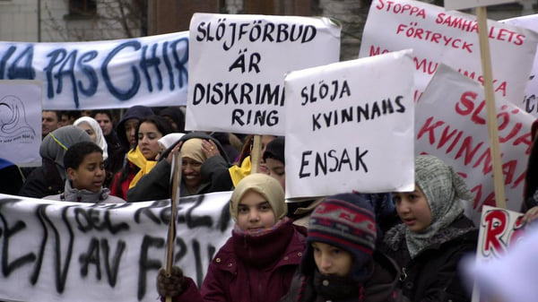 Верховный суд Швеции запретил запрещать чадру