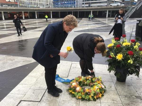 В Стокгольме на месте памятника жертвам теракта установили урну