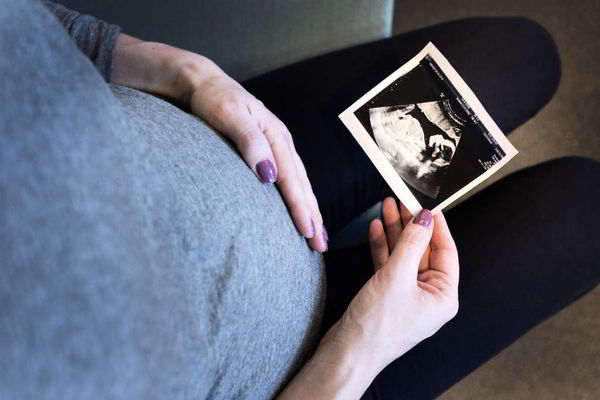 Бесплодная шведка забеременела вторым ребёнком