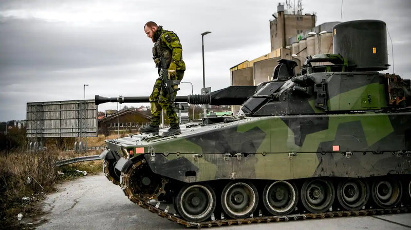 В ожидании российского вторжения шведские военные решили потренироваться
