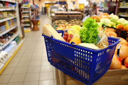 Шведы все чаще стали покупать дешевые продукты питания