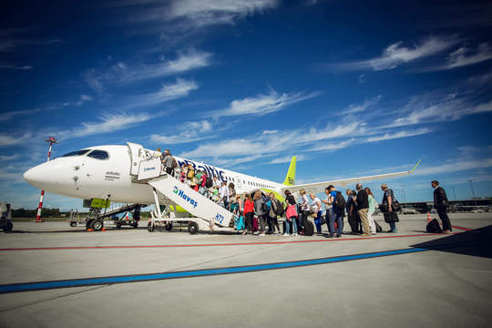 В Швеции пассажиры, выбравшие полет на самолете, смогут хорошо сэкономить