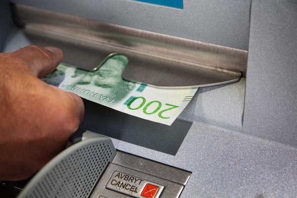 В шведском городе из-за массовых ограблений ввели ограничения на пользование банкоматами