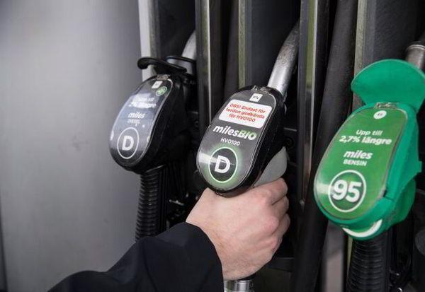 В Швеции хотят в 5 раз повысить цены на автомобильное топливо