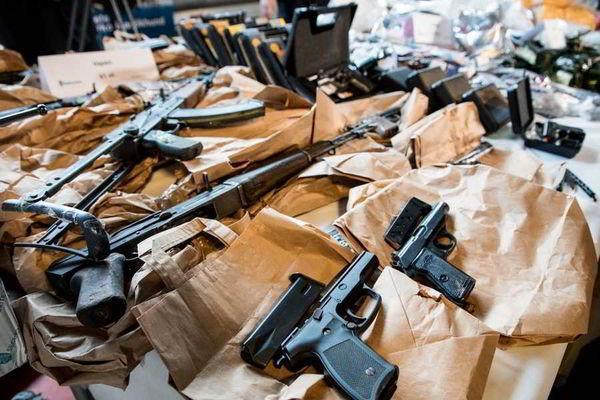 С начала года в Стокгольме изъяли более 200 единиц оружия