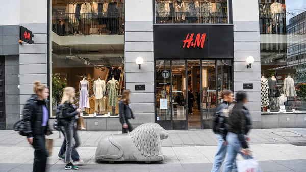 Шведский H&M объявил о массовом увольнении сотрудников