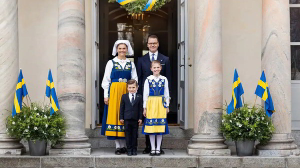 Швеция празднует национальный день