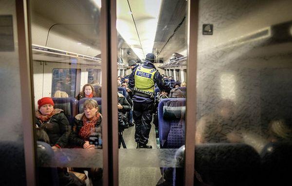 В Швеции продлили внутренний пограничный контроль
