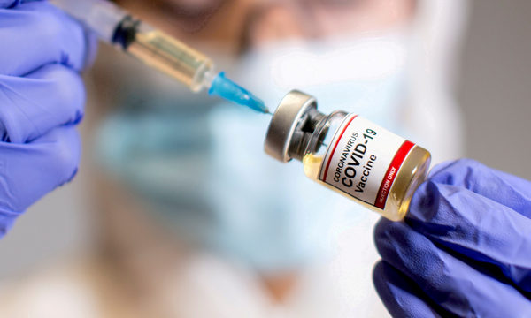 Четвертую прививку от COVID–19 предлагают сделать престарелым людям в Швеции