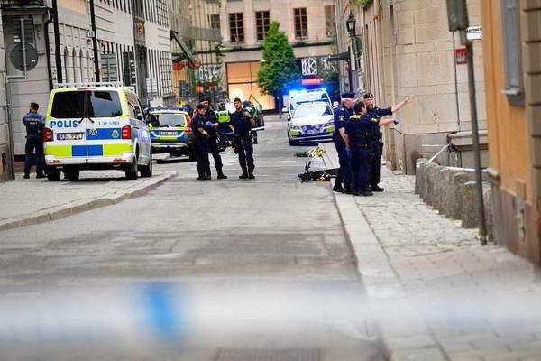Драка на ножах в центре шведской столицы