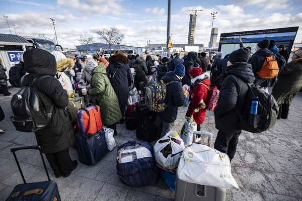 Украинские беженцы угрожают уехать из Швеции, если им не увеличат пособие