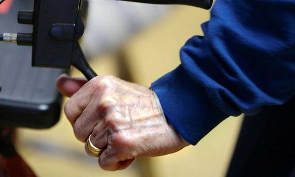 В Швеции за сексуальные домогательства привлекли к суду 87-летнюю бабушку
