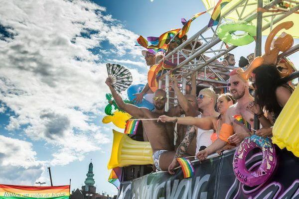 В Стокгольмском гей-параде ожидают рекордное число участников