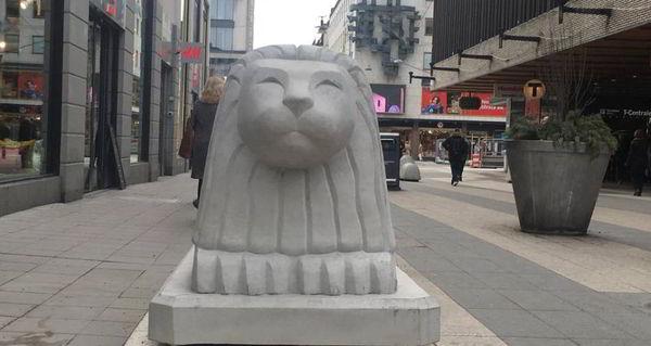В Стокгольме появится больше бетонных львов для защиты от террористов