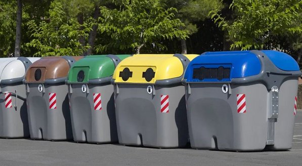 В Швеции появились «говорящие» баки для мусора