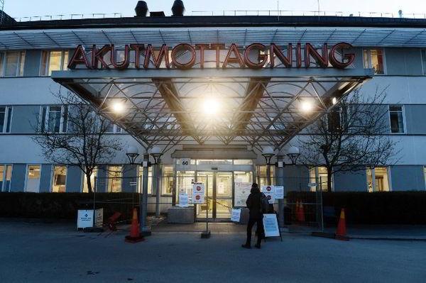 Шведские больницы отменяют операции, чтобы освободить койки для ковидных пациентов