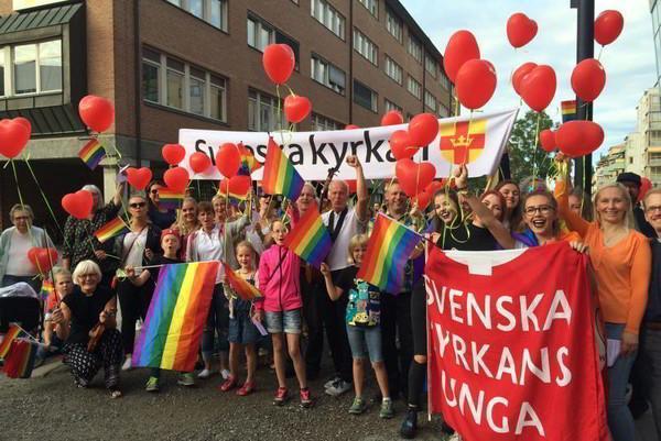 Шведские ЛГБТ-активисты начали переписывать христианские тексты