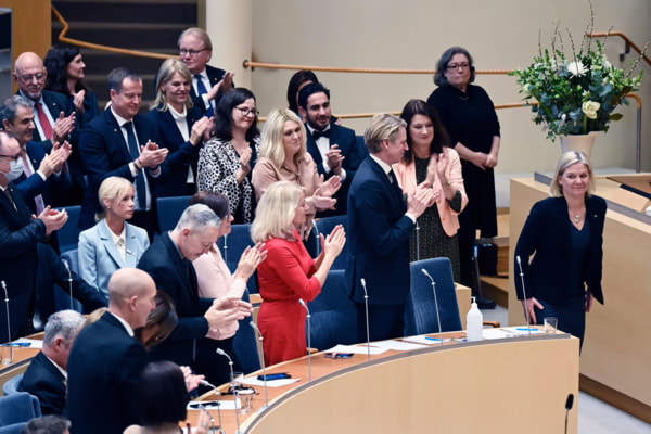 В Швеции снова впервые в истории меньшинство выбрало премьер-министром женщину