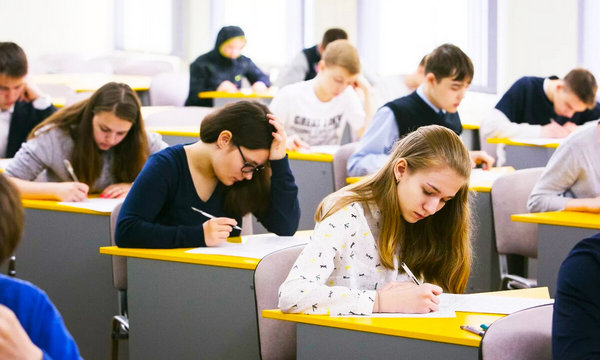 В школах Швеции экзамены будут проходить в обычном режиме