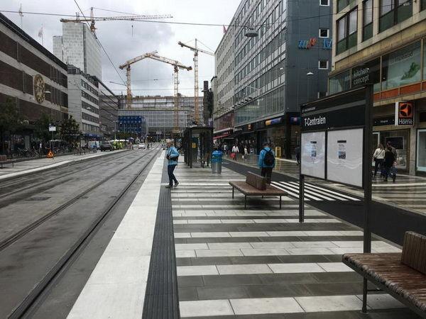 Линию трамвая продлили до Центрального вокзала Стокгольма