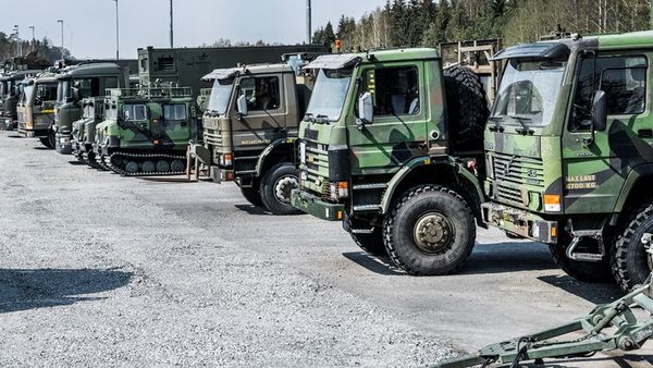 Шведские военные изымут частные автомобили