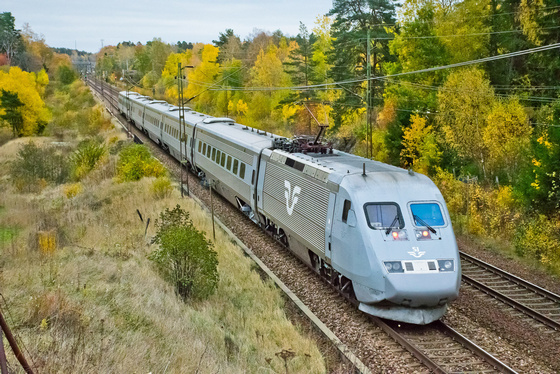 Поезда, двигающиеся к шведской границе, были остановлены