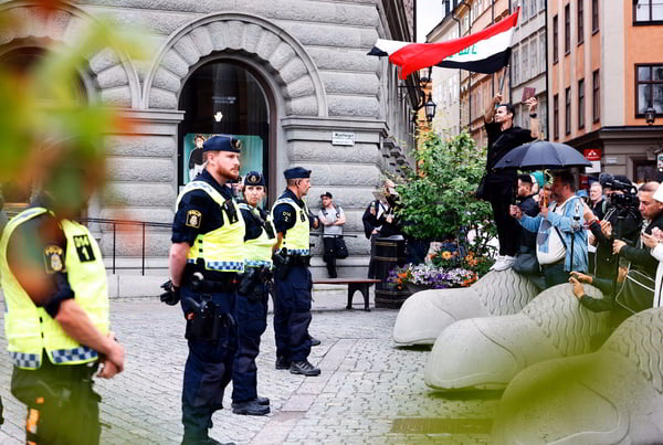 Полиция безопасности призвала шведов жить как обычно и не обращать внимание на террористов