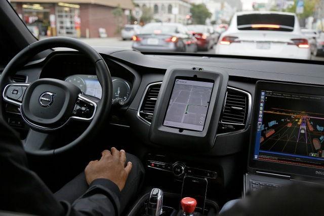 Volvo продаст компании Uber десятки тысяч самоуправляемых автомобилей