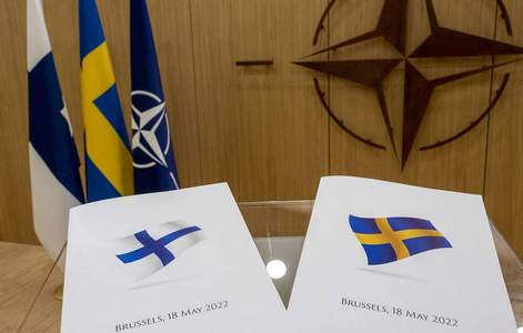 Финны желают присоединиться к НАТО без Швеции